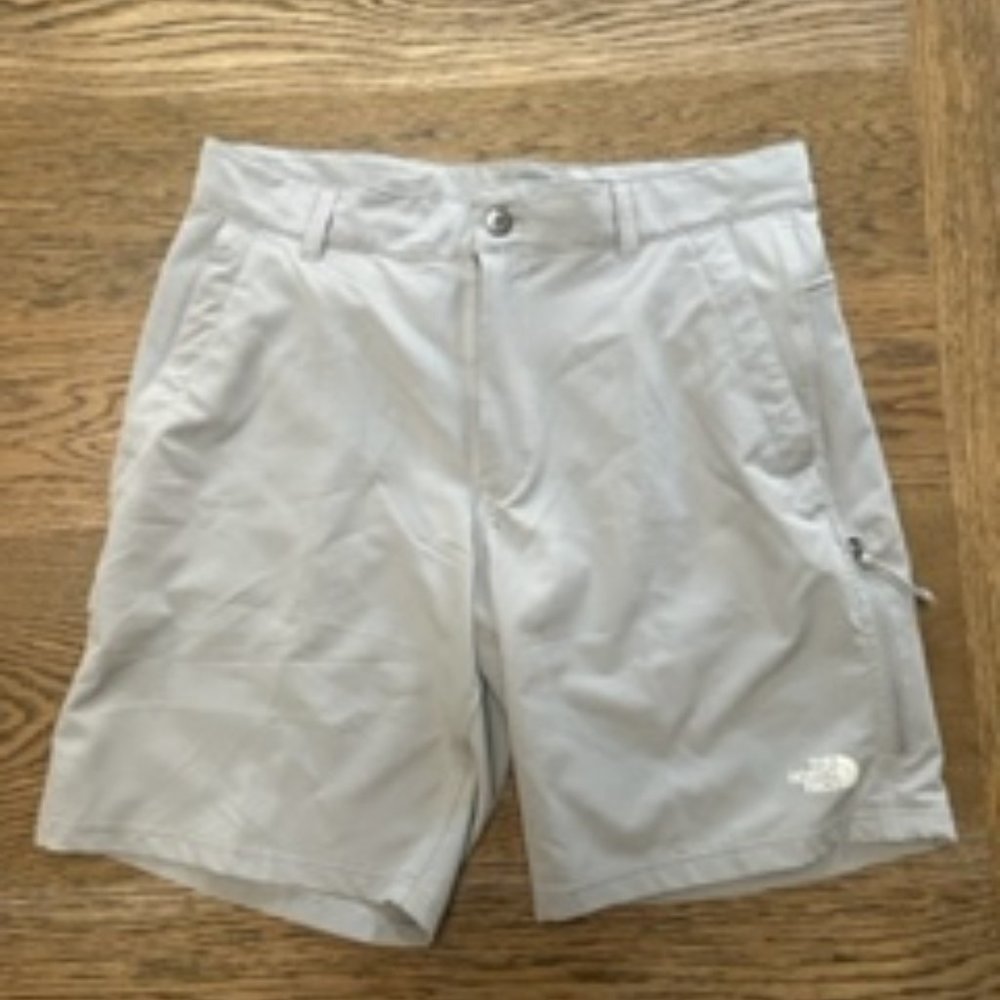 The North Face Men's Rolling Sun Packable Shorts - Size 32